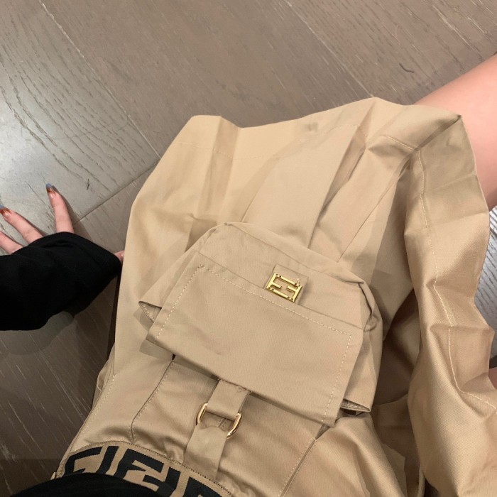 【話題商品！】フェンディ 激安通販 リボンプリーツスカートにダブルFメタル
