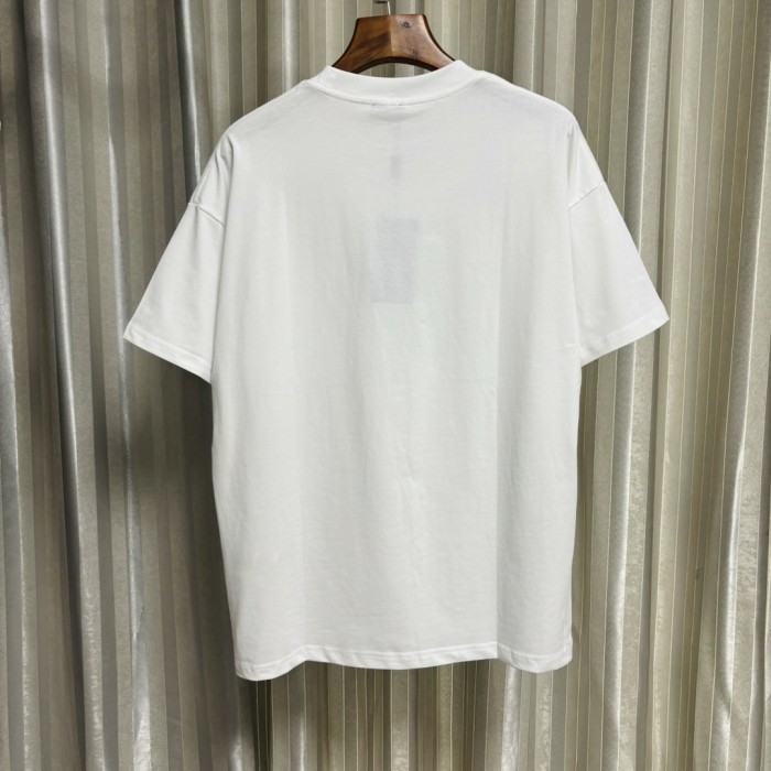 【話題商品！】フェンディ コピー グラフィティプリントおしゃれなオールインワン半袖Tシャツ