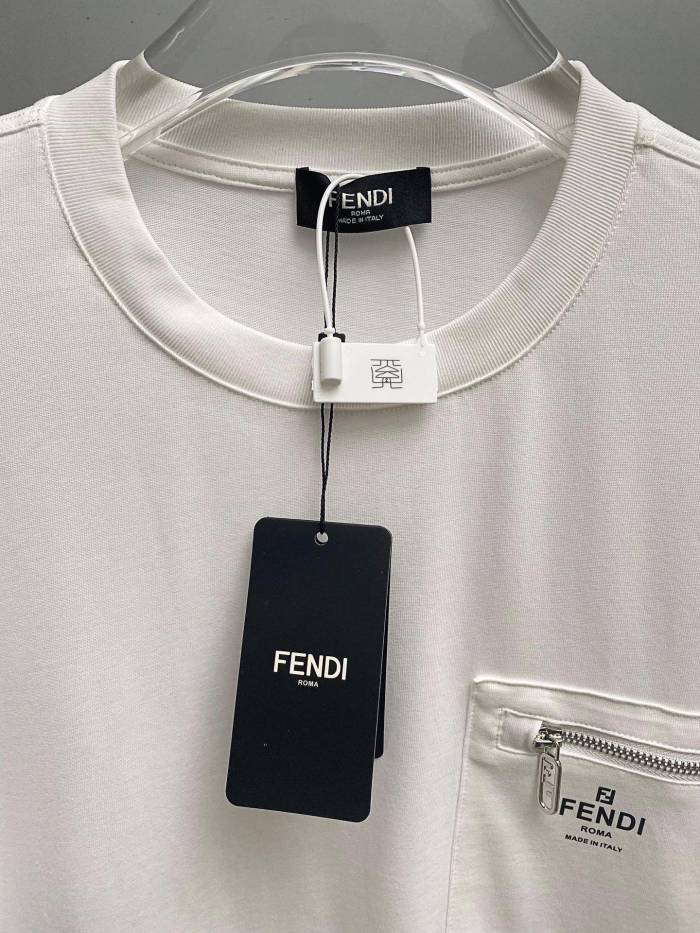 使い勝手良し フェンディ スーパーコピー 24SS半袖Tシャツ