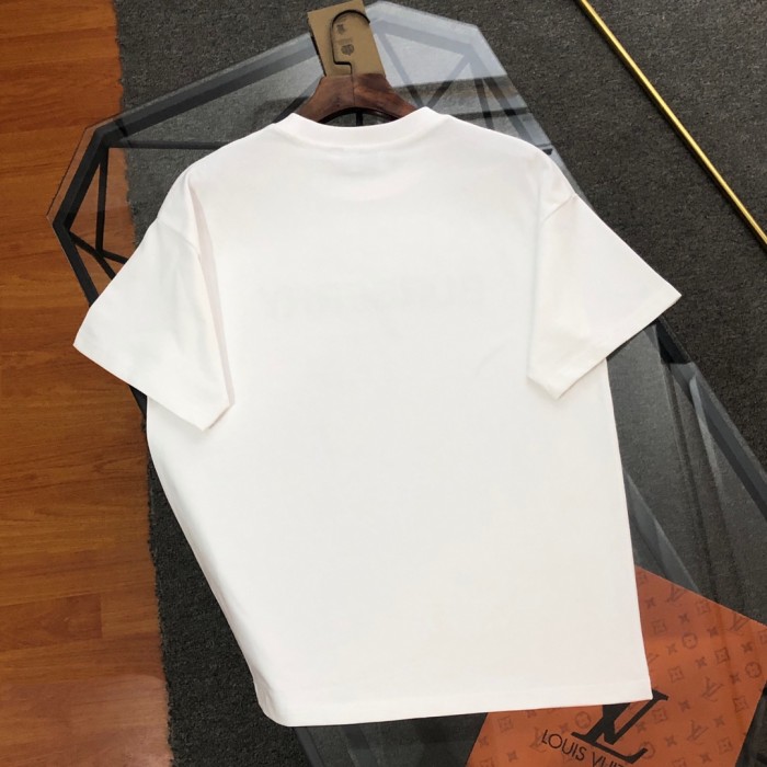 ★超人気 バーバリー コピー 2024新作立体アルファベット半袖Tシャツ
