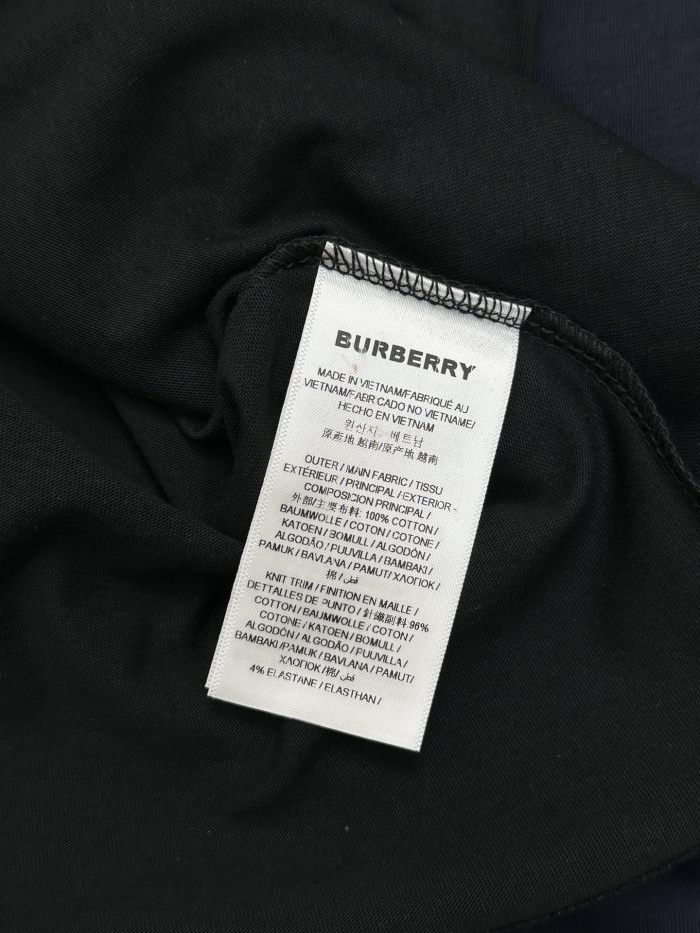 超奇跡の入荷☆ バーバリー 激安偽物 馬術戦馬騎士刺繍ロゴコットン半袖Tシャツ