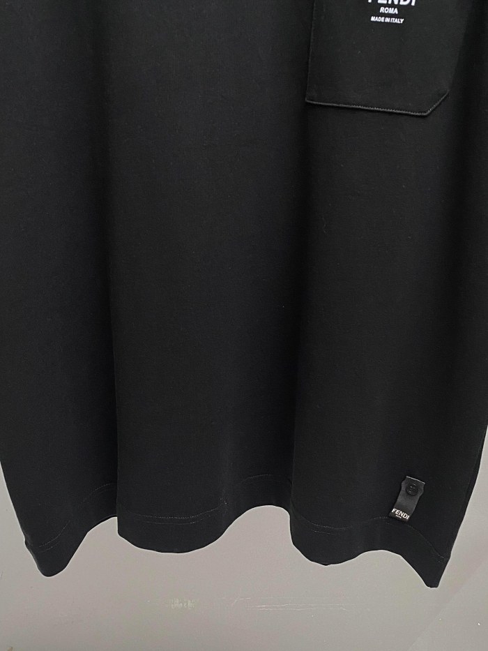 累積売上総額第１位！フェンディ n級品 24SS半袖Tシャツ