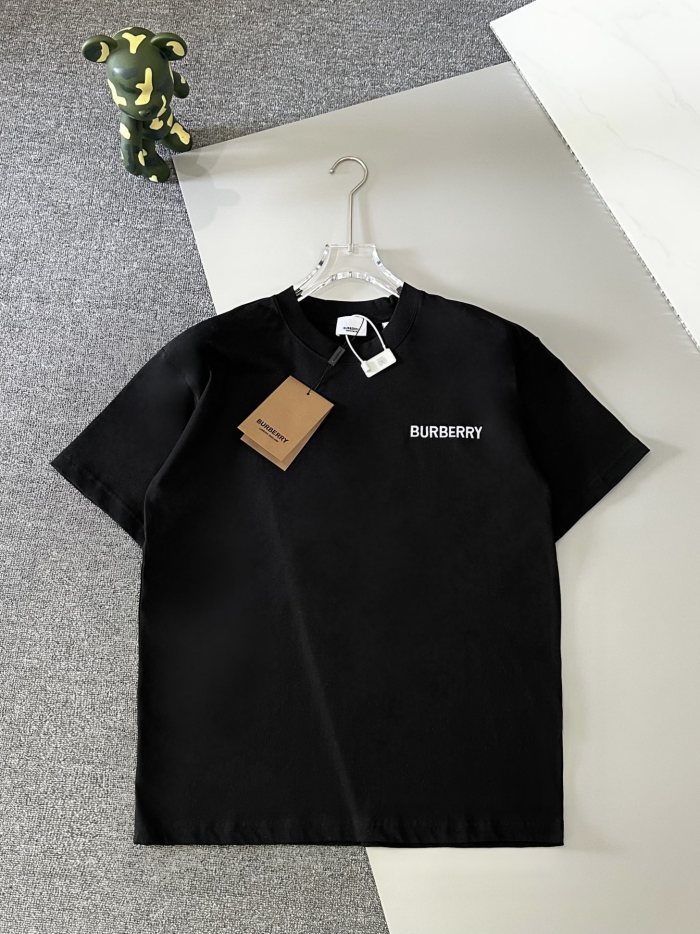 新作 バーバリー n級品 2024 ss背中アルバム明糸刺繍半袖Tシャツ