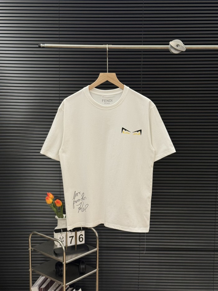 【限定】フェンディ 偽物通販 24 ss夏の胸元悪魔の目プリントカップル半袖Tシャツ2色
