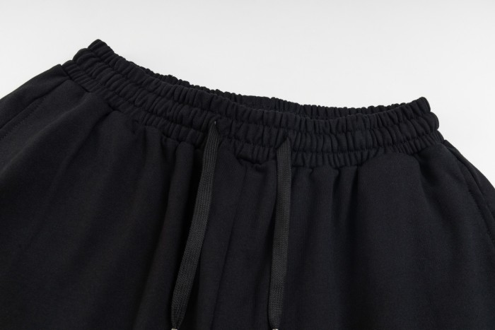 使い勝手良し バレンシアガ 偽物通販 の古典的な要素であるプリントパンツ