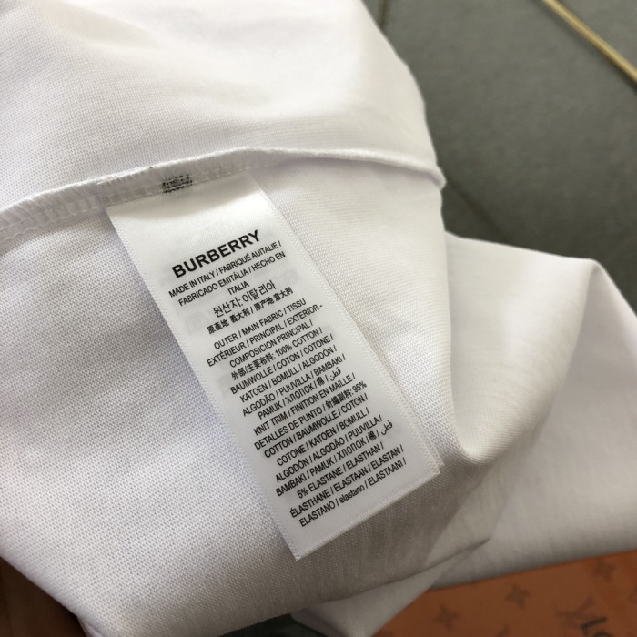 日本未入荷 バーバリー コピーおすすめ 2024SSチェックパッチワーク半袖Tシャツ