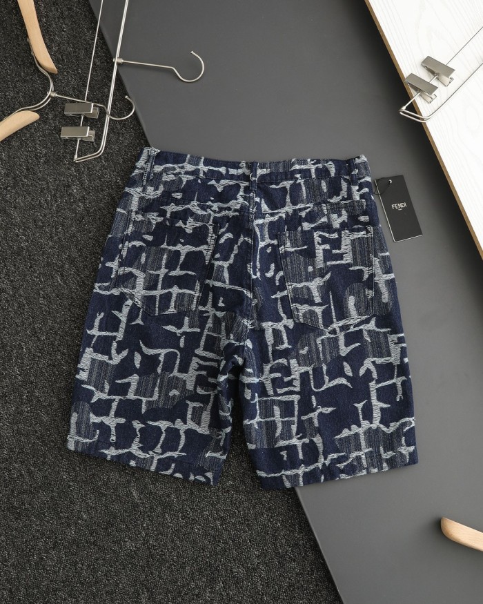 日本未入荷 フェンディ 激安通販 ジャカードフルプリントパンツ5分パンツ