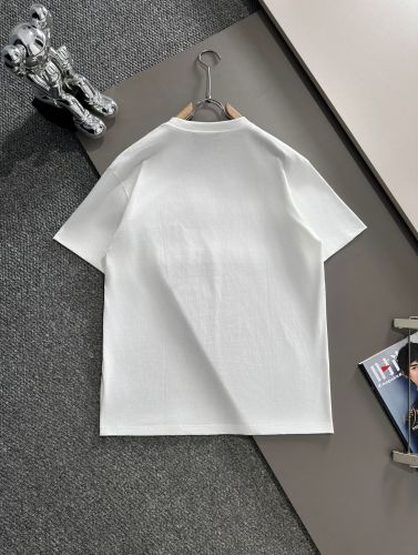 使い勝手良し グッチ 激安通販 2024早春爆金胸元に刺繍Tシャツ