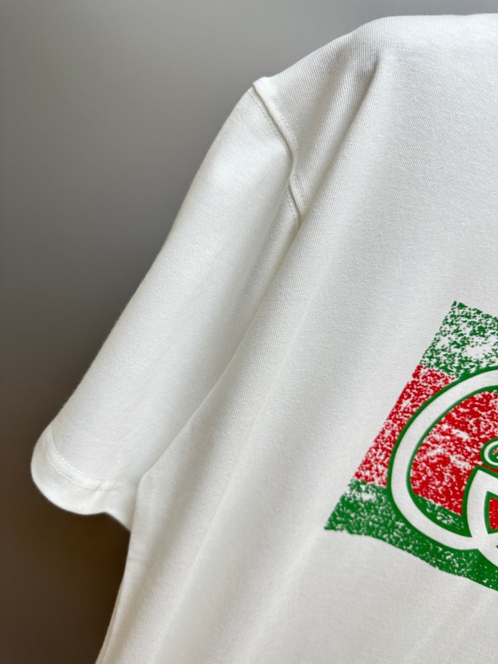 累積売上総額第１位！ グッチ コピー 半袖Tシャツ
