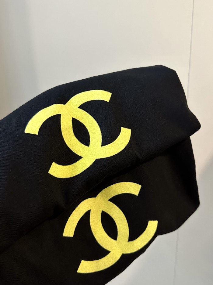 入手困難 シャネル 激安通販 の新重工業フロマージュロゴ半袖Tシャツ