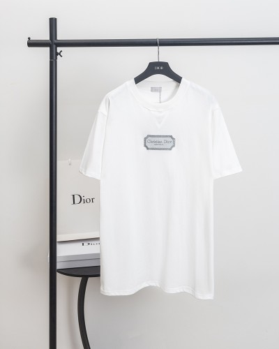 日本未入荷 ディオール コピーおすすめ 2024 ssチュールブレード刺繍半袖Tシャツ