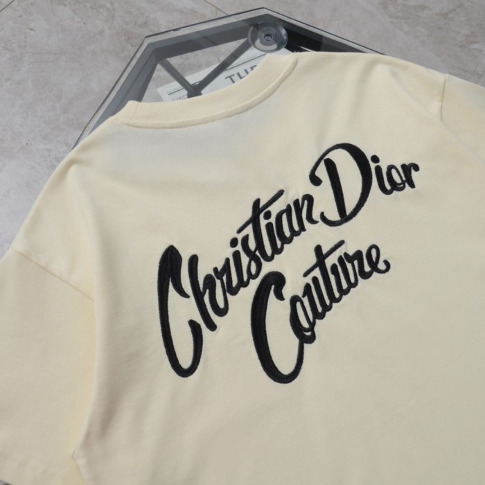 新作 ディオール 激安通販 刺繍ロゴカジュアル丸首半袖Tシャツ