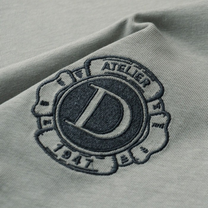 追跡付 ディオール 偽物通販 刺繍ロゴカジュアル丸首半袖Tシャツ