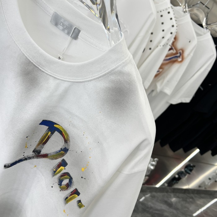 入手困難 ディオール コピー 2024 ss新作手描きインクかけカップルカジュアル半袖Tシャツ