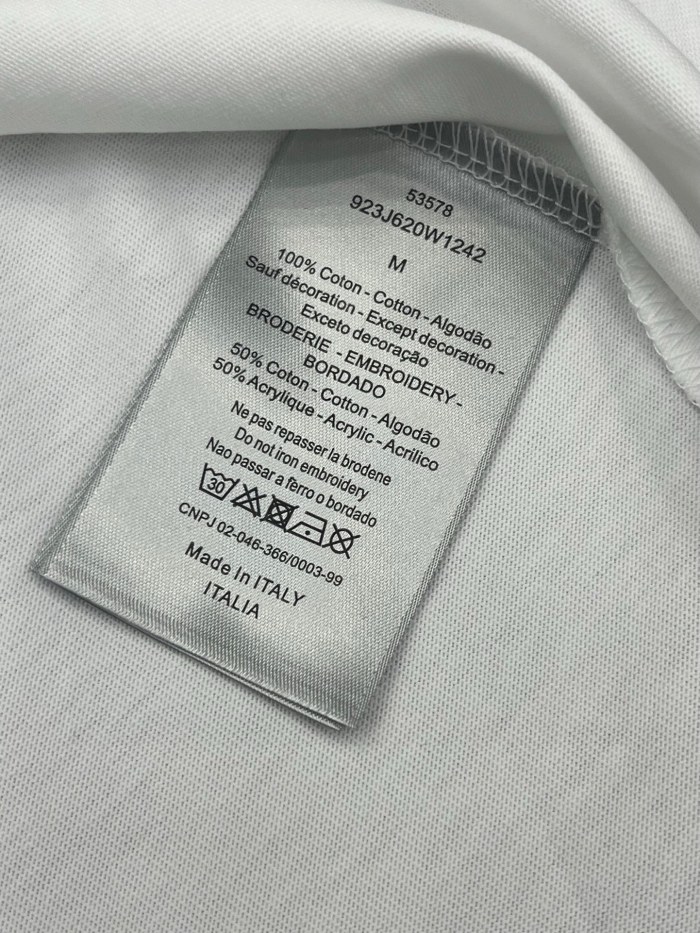 入手困難 ディオール 偽物通販 2024春夏新作ロゴラウンドネック半袖Tシャツ2色