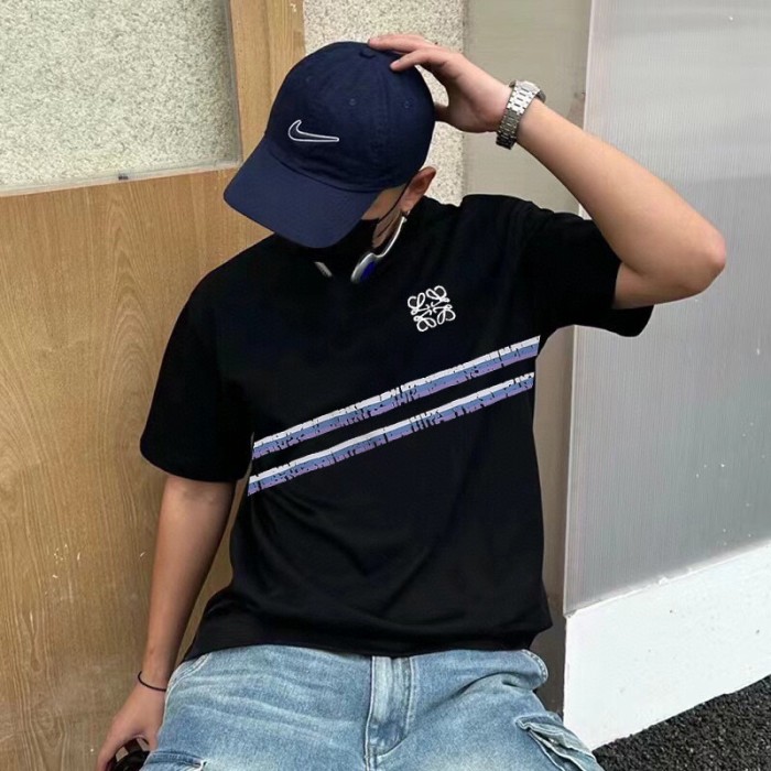超奇跡の入荷☆ ロエベ 偽物通販 刺繍オールインワンネック半袖Tシャツ
