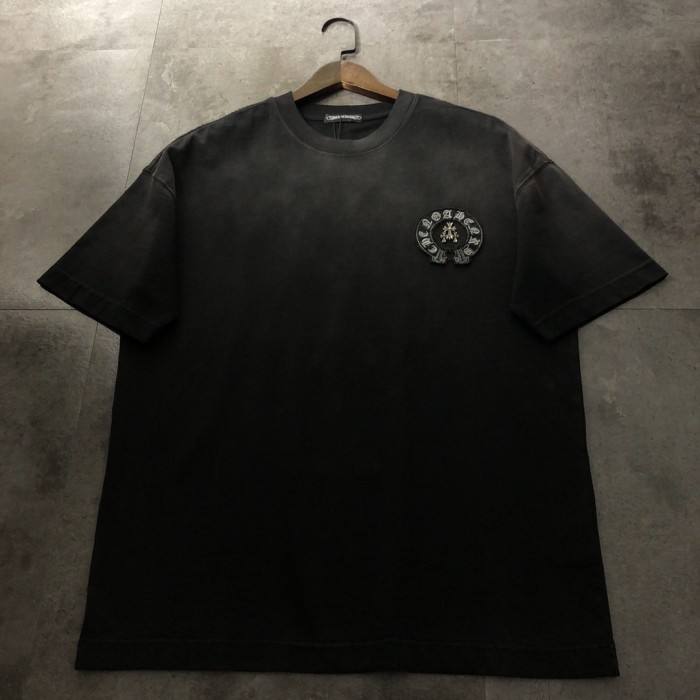 【話題商品！】クロムハーツ 偽物通販 2024新型重工シート刺繍半袖Tシャツ