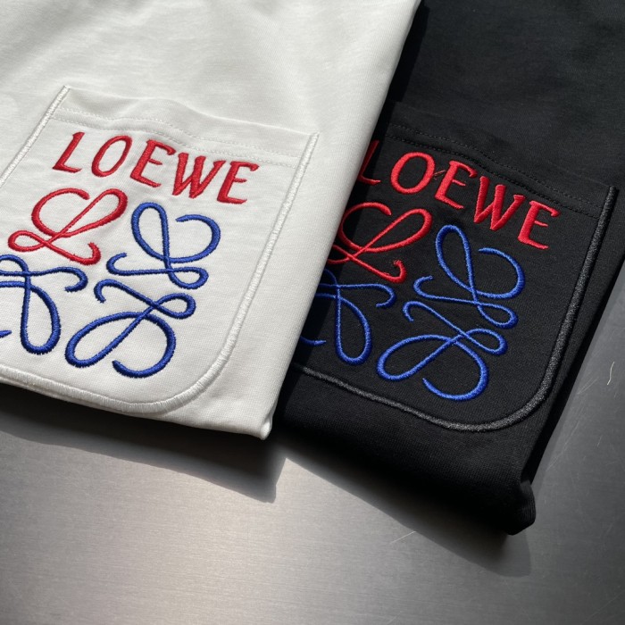 大人気 ロエベ 偽物通販 24 SS新作定番ロゴ刺繍胸ロゴ半袖Tシャツ