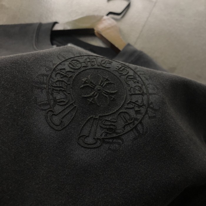 ★超人気 クロムハーツ スーパーコピー 2024新型同系色の馬蹄型半袖Tシャツ