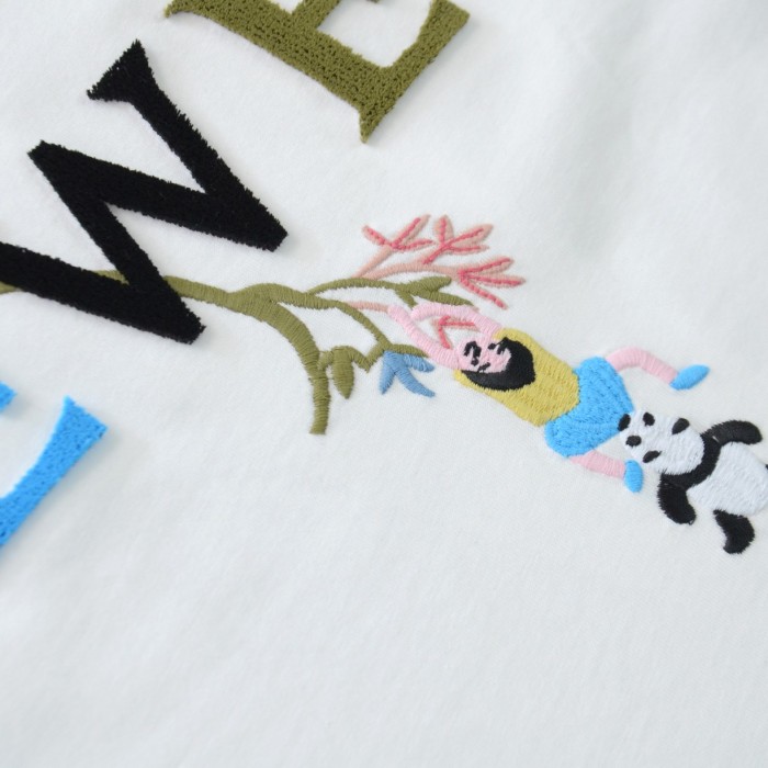 日本未入荷 ロエベ コピー 歯ブラシ刺繍刺繍レッサーパンダカジュアル丸首半袖Tシャツ