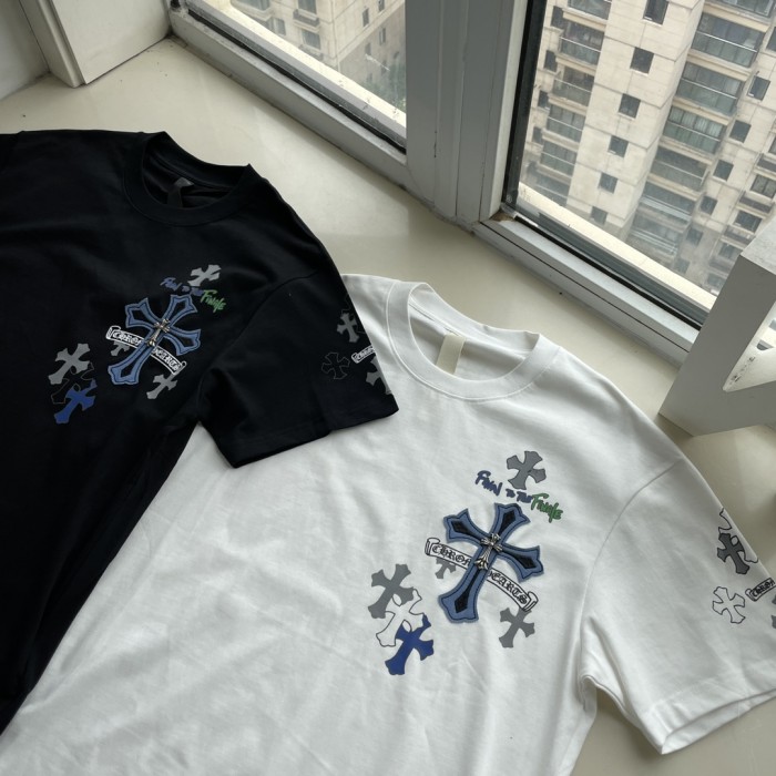 【話題商品！】クロムハーツ 激安通販 の皮貼り十字架の鉄のマイクロロゴTシャツ
