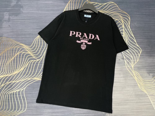 追跡付 プラダ 偽物通販 ゴールドロゴ丸首半袖Tシャツ2色