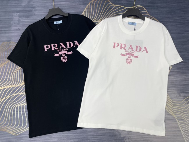 追跡付 プラダ 偽物通販 ゴールドロゴ丸首半袖Tシャツ2色