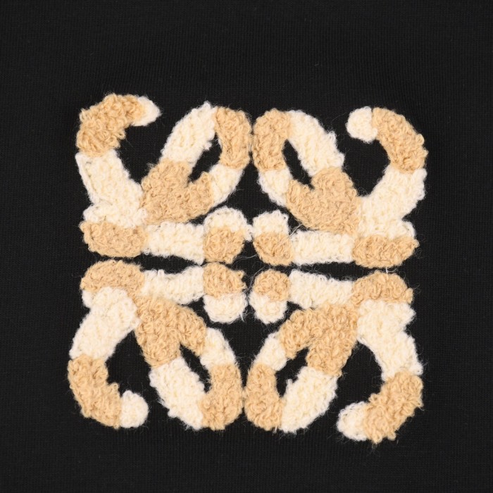 使い勝手良し ロエベ コピー 2024夏の新作タオル刺繍ロゴ刺繍オールインワンネック半袖Tシャツ
