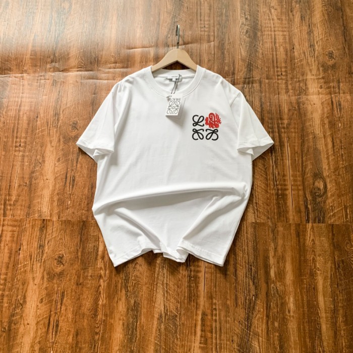 日本未入荷 ロエベ 激安偽物 重工刺繍男女同型丸首Tシャツ