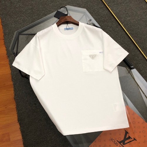 稀少 プラダ 偽物通販 2024新作定番鉄ロゴポケット半袖Tシャツ