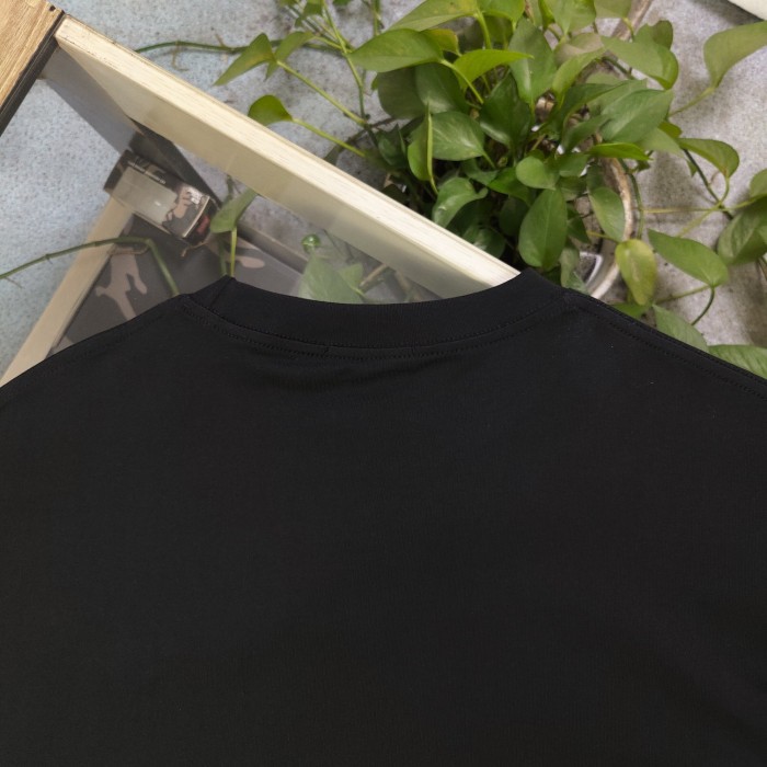 入手困難 プラダ n級品 ポケット三角ロゴカジュアルカップルゆったり半袖Tシャツ