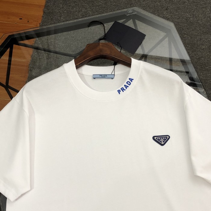 追跡付 プラダ n級品 2024新作ラベリングロゴ半袖Tシャツ