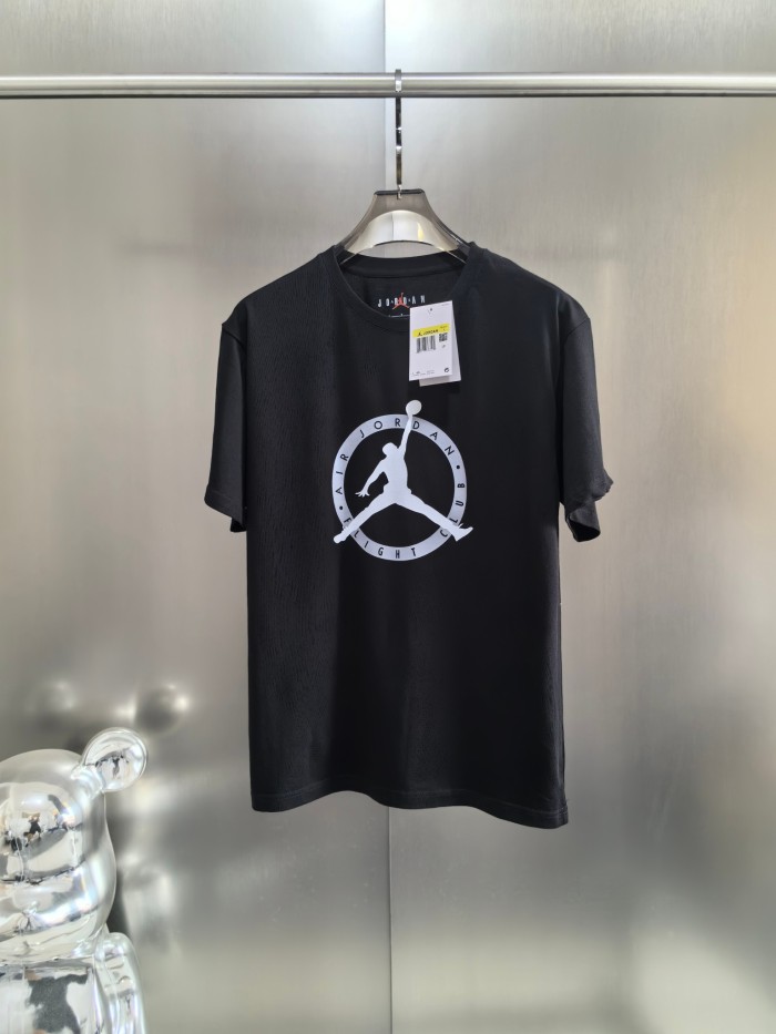 使い勝手良し ナイキ n級品 2024夏胸ロゴアルファベットラウンドプリント3色Tシャツ