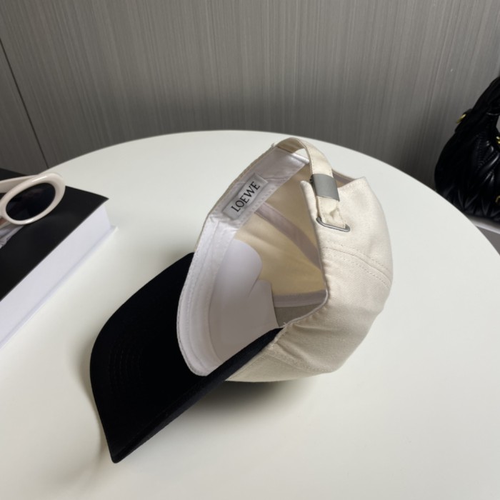 日本未入荷 ロエベ スーパーコピー Loewe新型野球帽