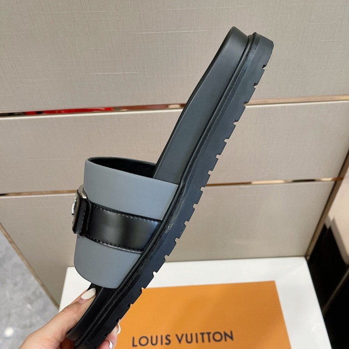 超奇跡の入荷☆ ルイヴィトン スーパーコピー の新型メンズ サンダル