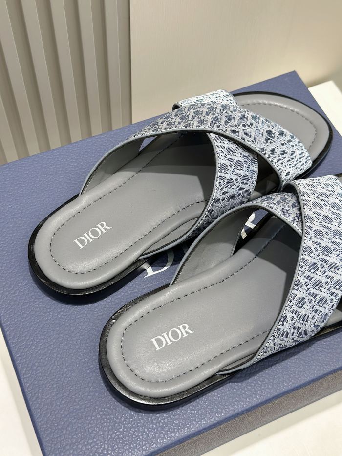 高品質 ディオール 激安偽物 男性用本革スリッパ