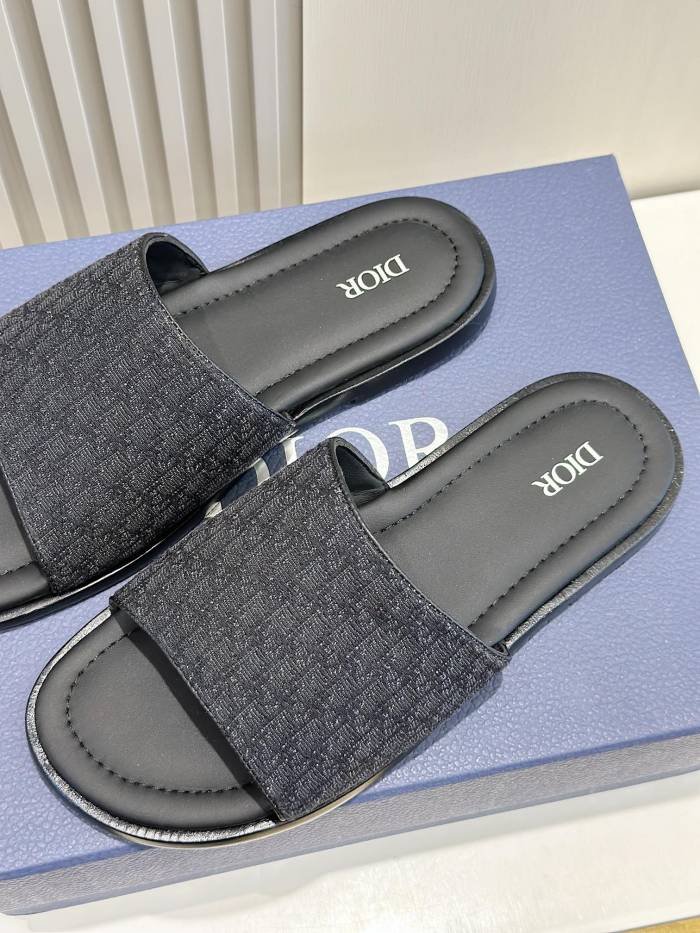 超奇跡の入荷☆ ディオール 偽物通販 男性用本革スリッパ