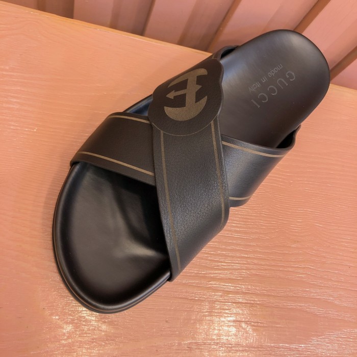 使い勝手良し グッチ 偽物通販 の新型メンズ サンダル