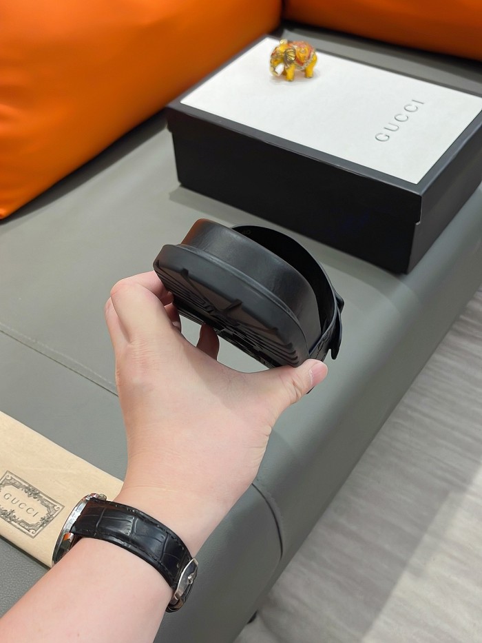 大人気 グッチ スーパーコピー の新型メンズ サンダル