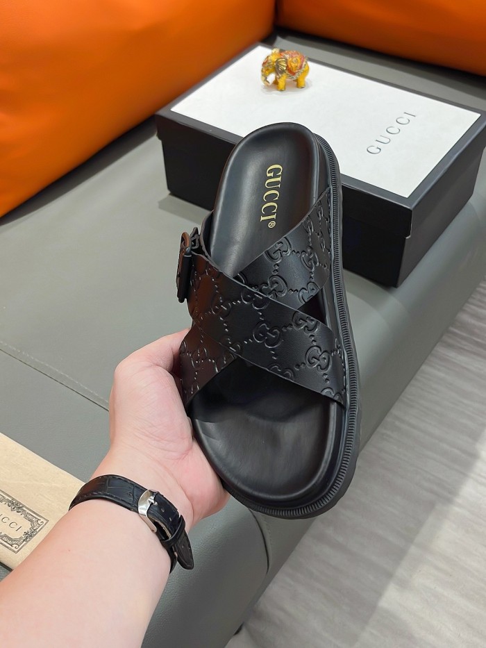 ★超人気 グッチ コピー の新型メンズ サンダル