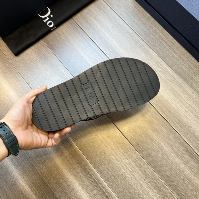 【限定】 ディオール スーパーコピー の新型メンズ サンダル