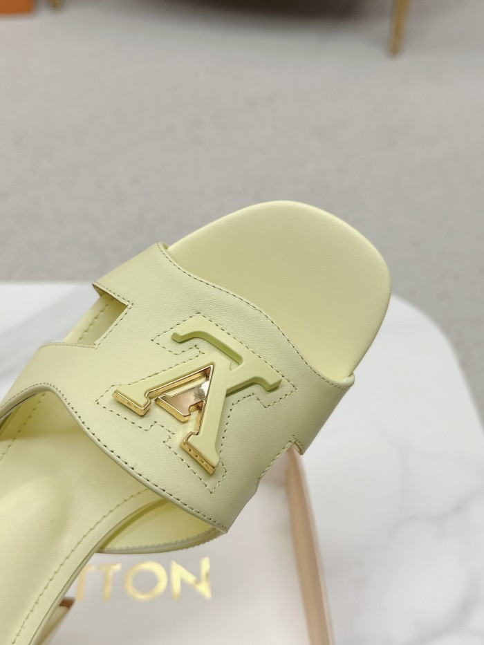 超奇跡の入荷☆ ル イヴィトン コピーおすすめ 2024 ss春夏スリッパ