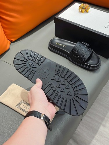 大人気 グッチ スーパーコピー の新型メンズ サンダル