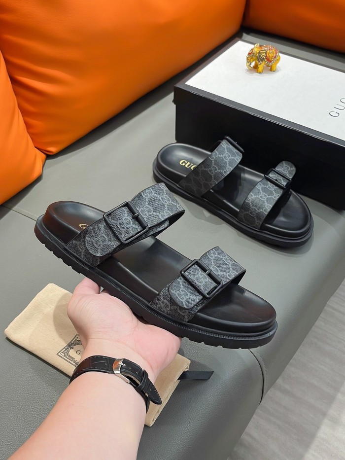 日本未入荷 グッチ コピーおすすめ の新型メンズ サンダル