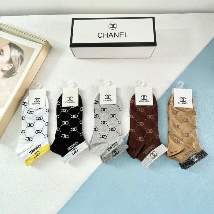 高品質 シャネル n級品 爆品ショートソックス女性高バージョン