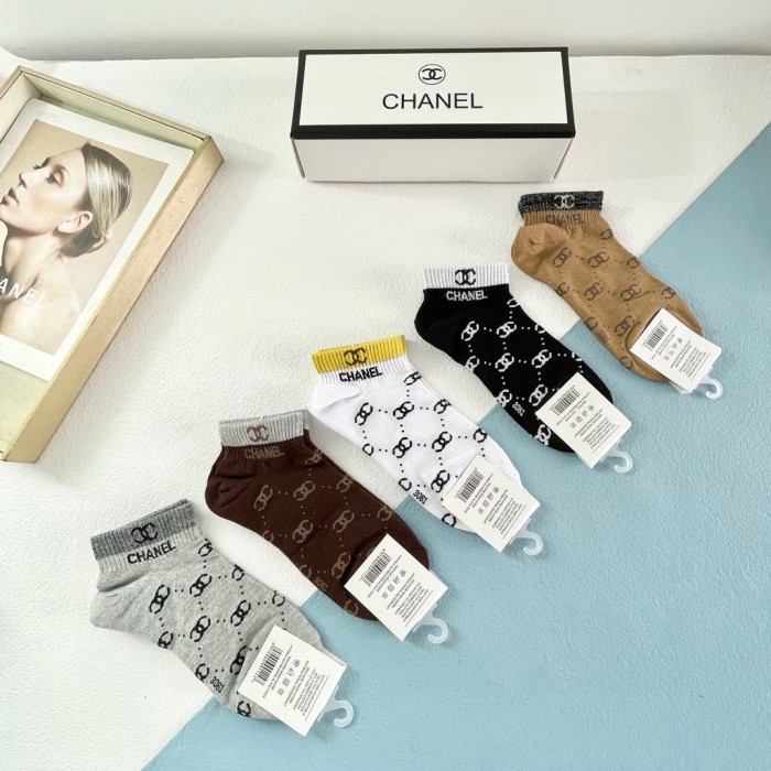 高品質 シャネル n級品 爆品ショートソックス女性高バージョン