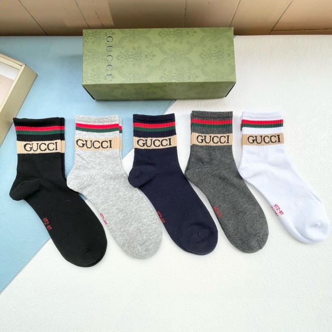 超奇跡の入荷☆ グッチ コピーおすすめ コーナーで品質の高い靴下
