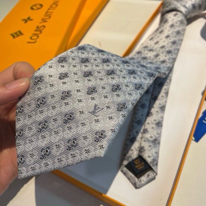 超奇跡の入荷☆ ルイヴィトン コピー 精緻なロゴジャカード