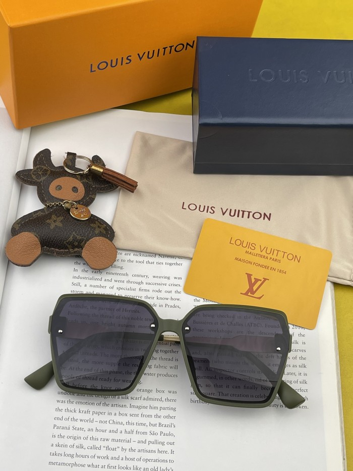 【限定】 ルイヴィトン コピーおすすめ Lvラージフレームサングラス3色