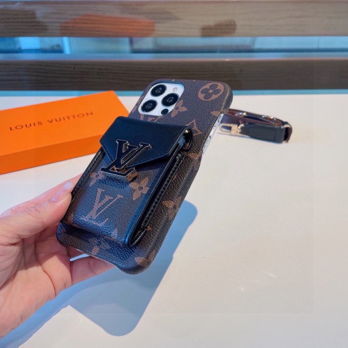【話題商品！】ルイヴィトン コピーおすすめ LVPassyシリーズのカードバッグ携帯ケース
